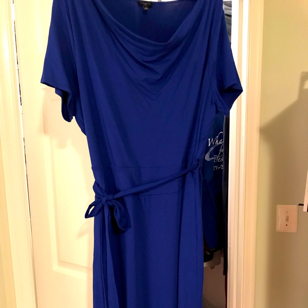 Beautiful Talbots day to evening dress. Flattering neckline. Worn 3 or 4 times